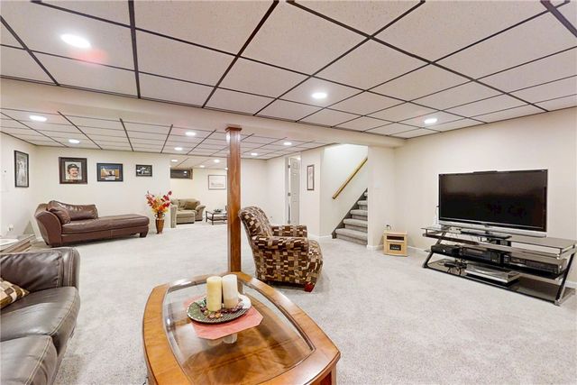 29 Suburban Drive, Big Flats, NY 14903