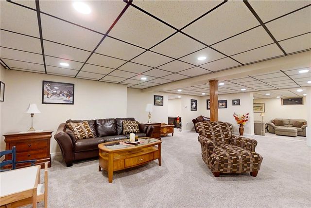 29 Suburban Drive, Big Flats, NY 14903