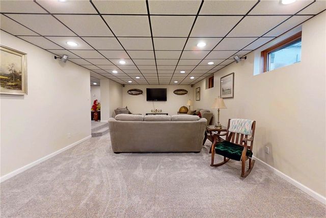 29 Suburban Drive, Big Flats, NY 14903