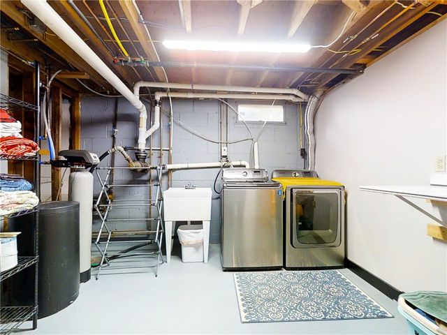 29 Suburban Drive, Big Flats, NY 14903