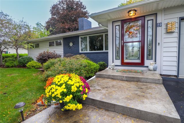 29 Suburban Drive, Big Flats, NY 14903