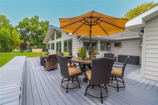 29 Suburban Drive, Big Flats, NY 14903