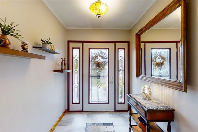 29 Suburban Drive, Big Flats, NY 14903