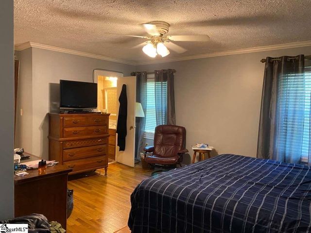 14 Pasadena Avenue, Greenville, SC 29605