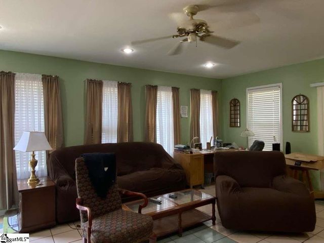 14 Pasadena Avenue, Greenville, SC 29605