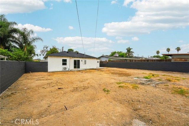 9059 Beech Avenue, Fontana, CA 92335