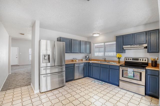 7118 Western Trail, San Antonio, TX 78244