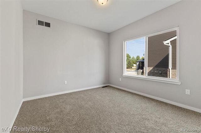 52120 Wellington Valley Drive, Macomb, MI 48042