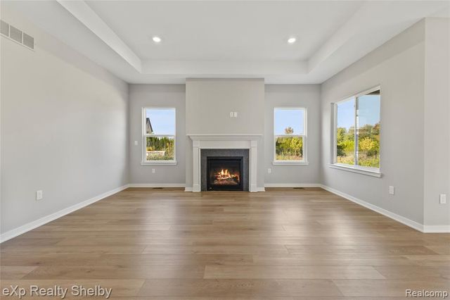 52120 Wellington Valley Drive, Macomb, MI 48042