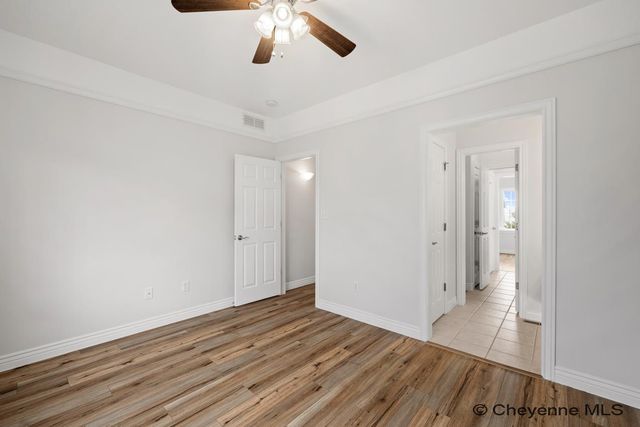 7805 HAWTHORNE DR, Cheyenne, WY 82009