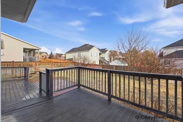 7805 HAWTHORNE DR, Cheyenne, WY 82009