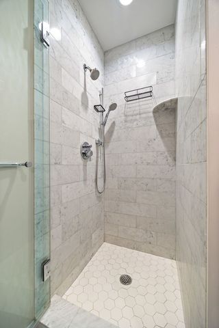 1600 S Jefferson Street 201, Chicago, IL 60616