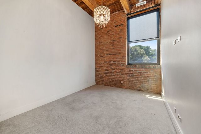 1600 S Jefferson Street 201, Chicago, IL 60616