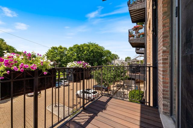 1600 S Jefferson Street 201, Chicago, IL 60616