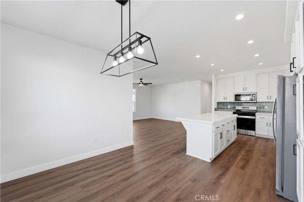 Image 17 of property listing at 1150 Ventura Boulevard 77, Camarillo, CA 93010