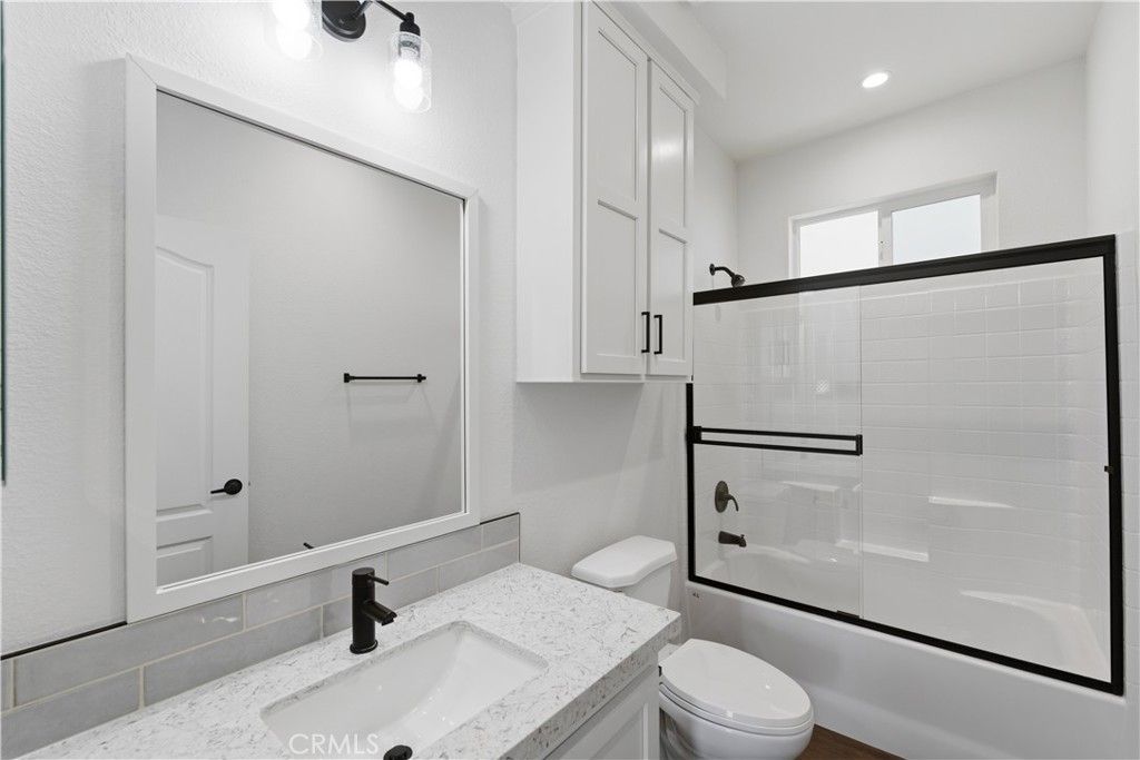 Image 25 of property listing at 1150 Ventura Boulevard 77, Camarillo, CA 93010