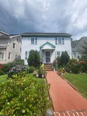 151 Glenwood Rd, Elizabeth City, NJ 07208