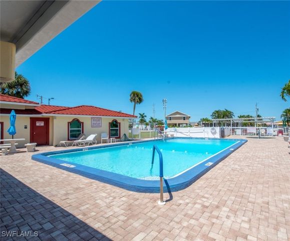 7270 Ladyfish DR, St. James City, FL 33956