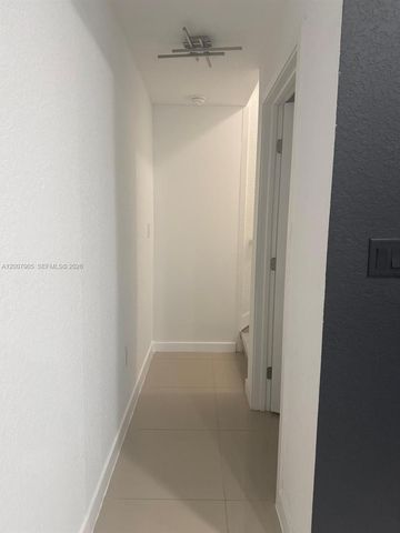 25664 SW 143rd Path 25664, Homestead, FL 33032