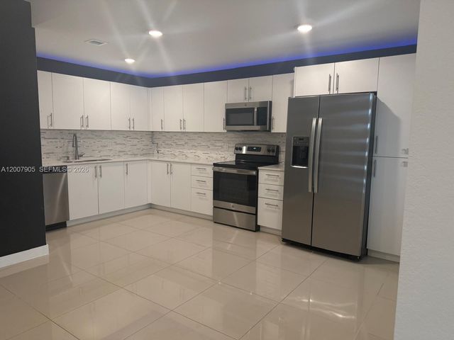 25664 SW 143rd Path 25664, Homestead, FL 33032