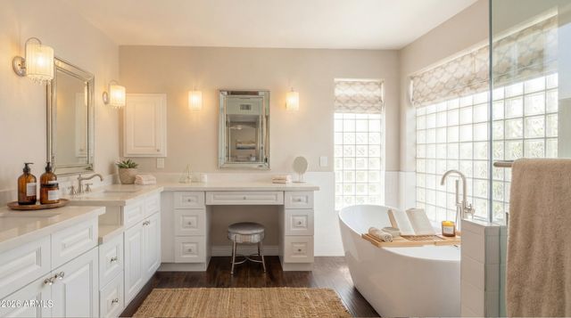 5916 E SANDRA Terrace, Scottsdale, AZ 85254