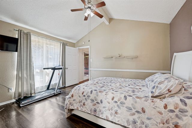 109 Hickory Springs Drive, Euless, TX 76039