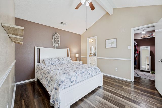 109 Hickory Springs Drive, Euless, TX 76039