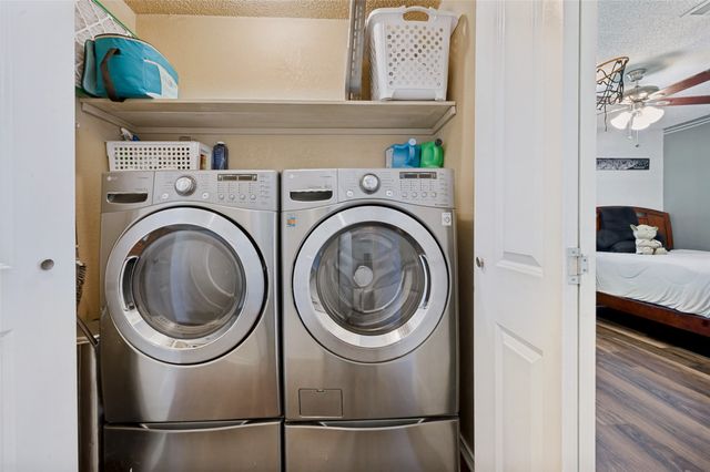 109 Hickory Springs Drive, Euless, TX 76039