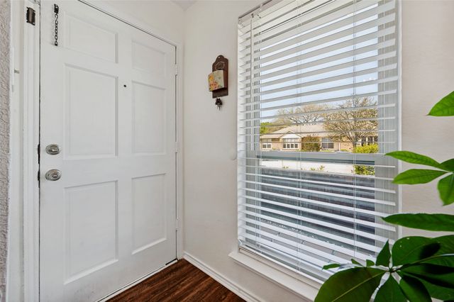 109 Hickory Springs Drive, Euless, TX 76039