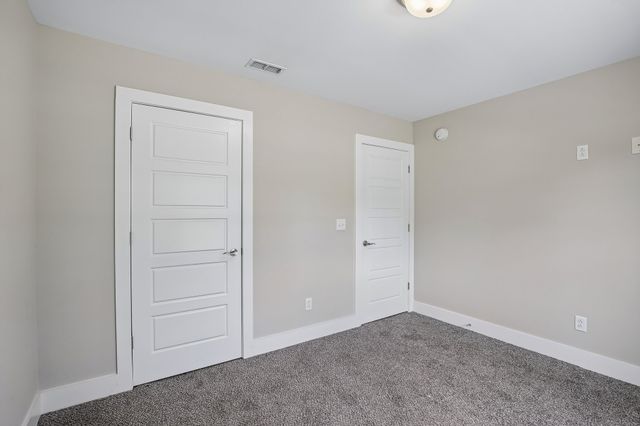 5624 Maples Retreat Dr, Murfreesboro, TN 37127