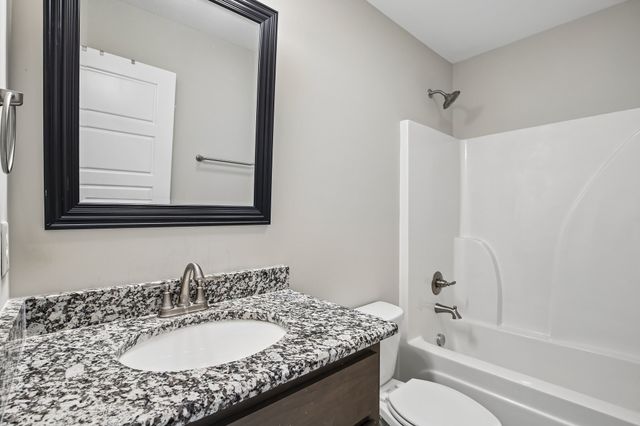 5624 Maples Retreat Dr, Murfreesboro, TN 37127