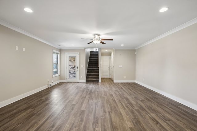 5624 Maples Retreat Dr, Murfreesboro, TN 37127
