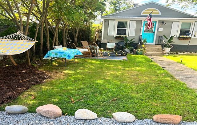 147 Aborn Avenue, Warwick, RI 02888