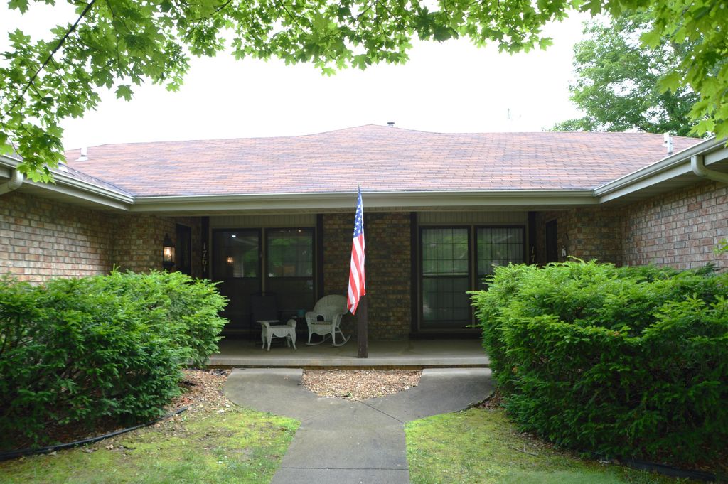 1761-1763 East Lark Street, Springfield, MO 65804