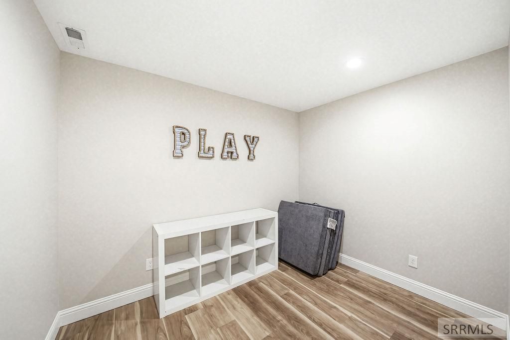 Image 38 of property listing at 4845 Eaglewood Drive, Idaho Falls, ID 83401