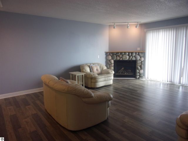 915 W Lake Street, Tawas City, MI 48763