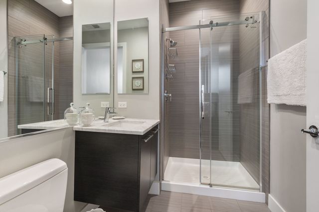 18 N Carpenter Street PHS, Chicago, IL 60607