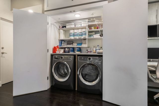 18 N Carpenter Street PHS, Chicago, IL 60607