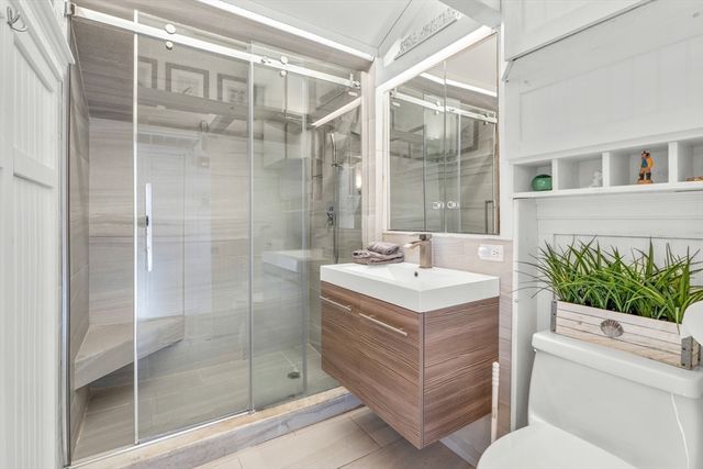 251 Shore Dr C2, Mashpee, MA 02649