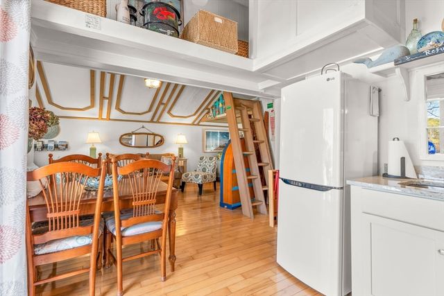 251 Shore Dr C2, Mashpee, MA 02649