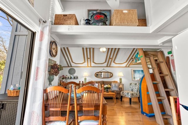 251 Shore Dr C2, Mashpee, MA 02649