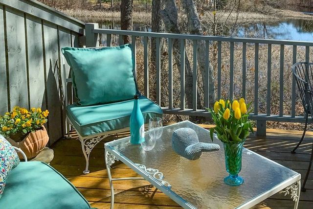 251 Shore Dr C2, Mashpee, MA 02649