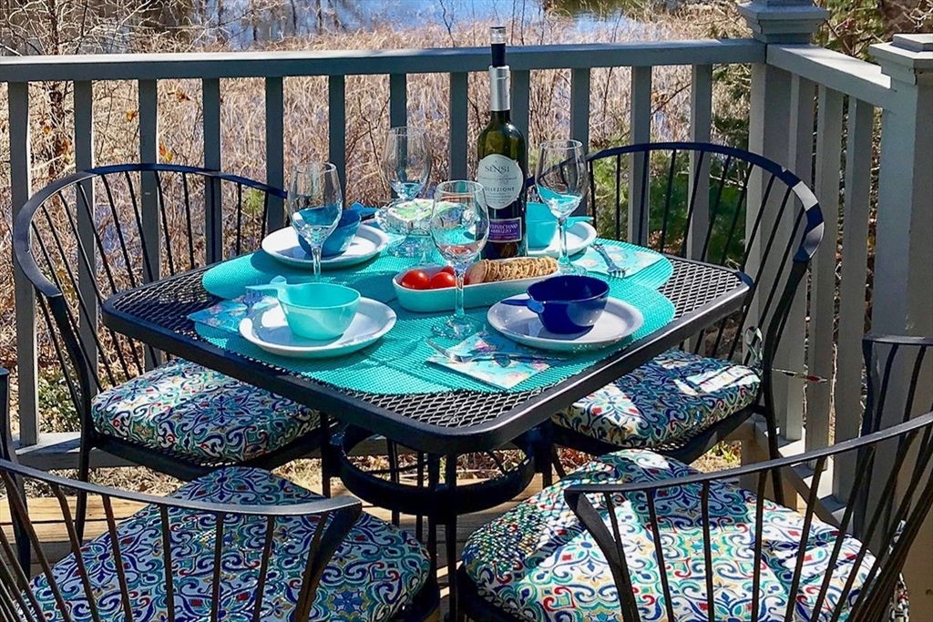 251 Shore Dr C2, Mashpee, MA 02649