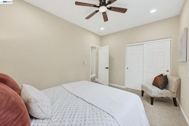 5345 W Chesterfield Cir, Dublin, CA 94568