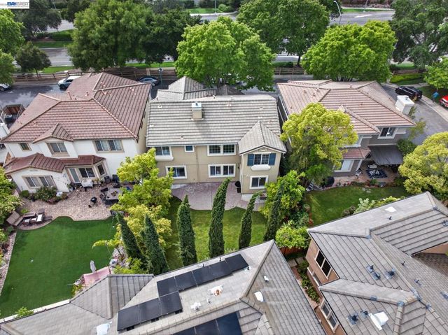 5345 W Chesterfield Cir, Dublin, CA 94568