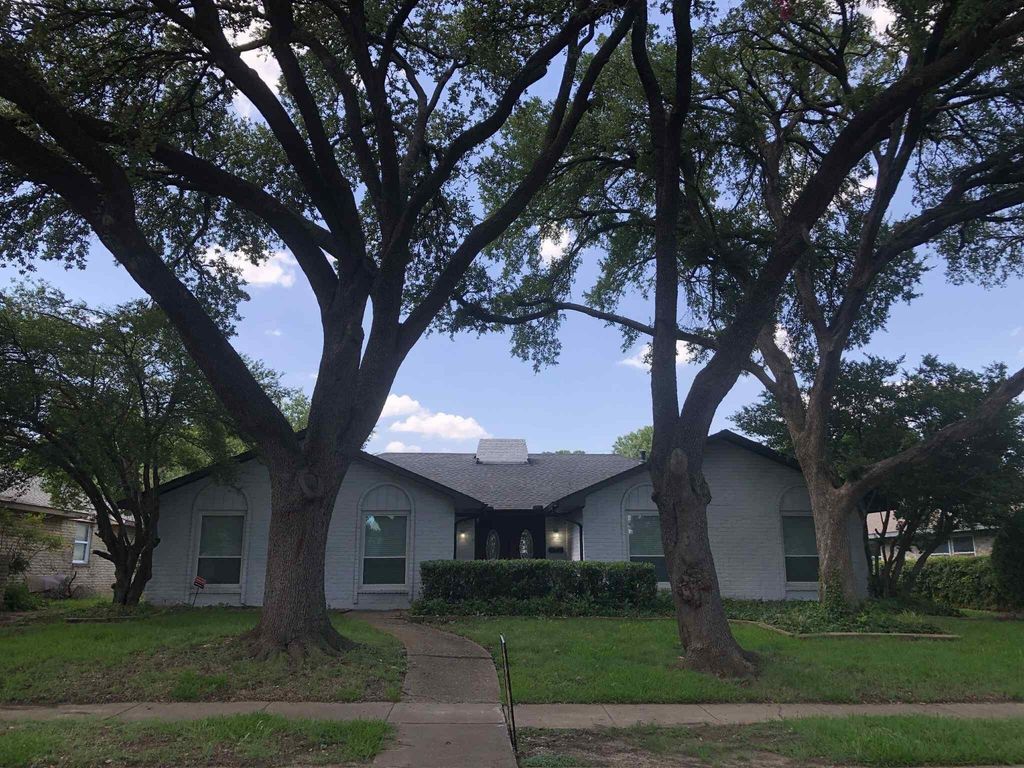 3957 High Summit Drive, Dallas, TX 75244