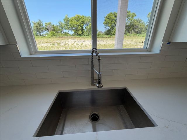 2472 Eastridge Boulevard, Princeton, TX 75407