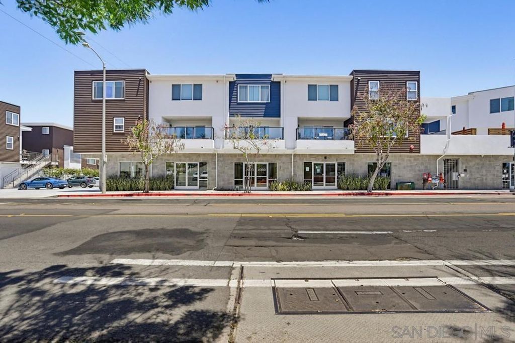 4100 Voltaire St 210, San Diego, CA 92107