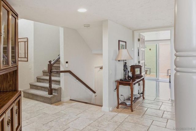 7537 Gibraltar St, Carlsbad, CA 92009