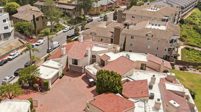 7537 Gibraltar St, Carlsbad, CA 92009